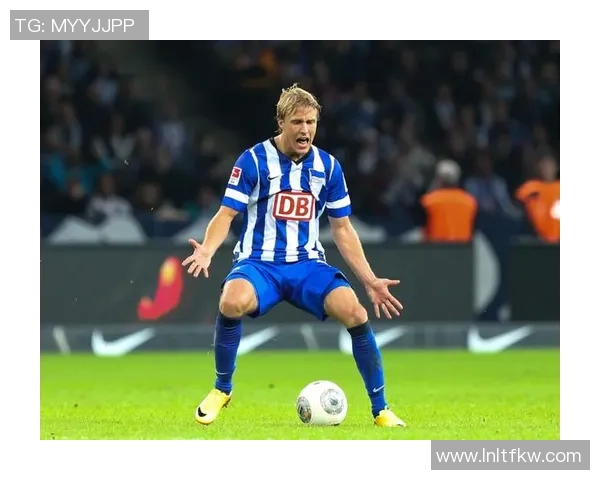 斯图加特客场力克柏林赫塔，稳步向前迈进！