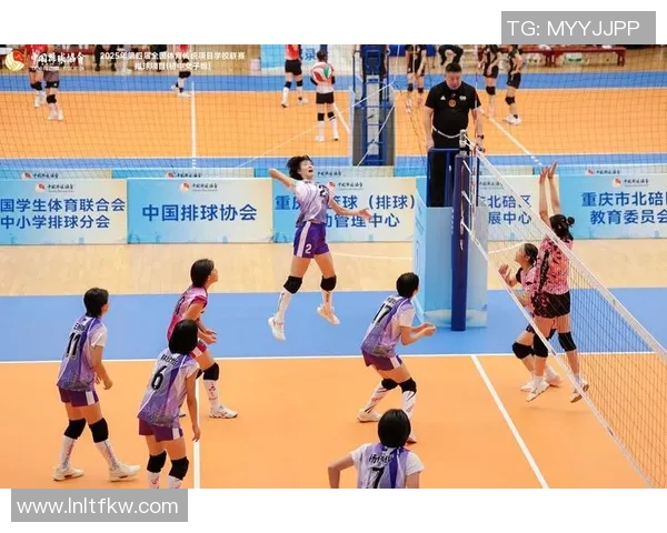 贾巴尔与姚明的传奇相遇：跨越时代的篮球巨星对话与交流