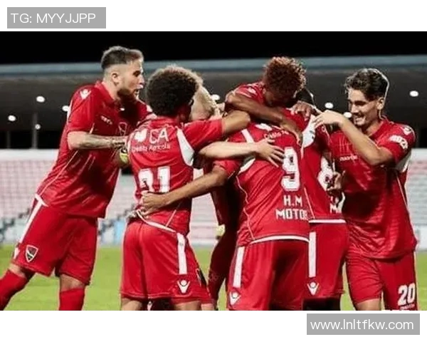 里昂主场战平布雷斯特，保持不败势头